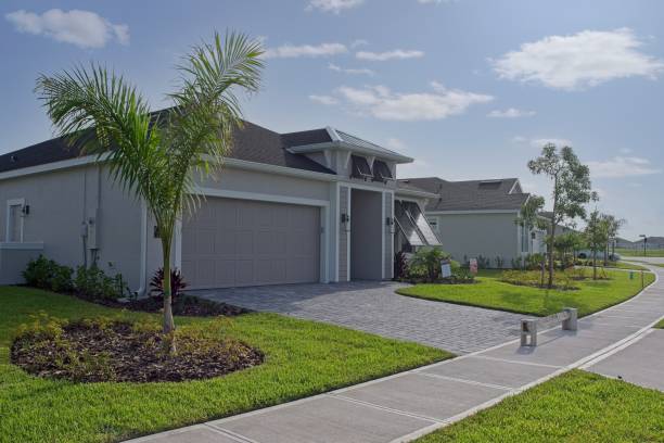 Best Decorative Driveway Pavers  in Toledo, IA